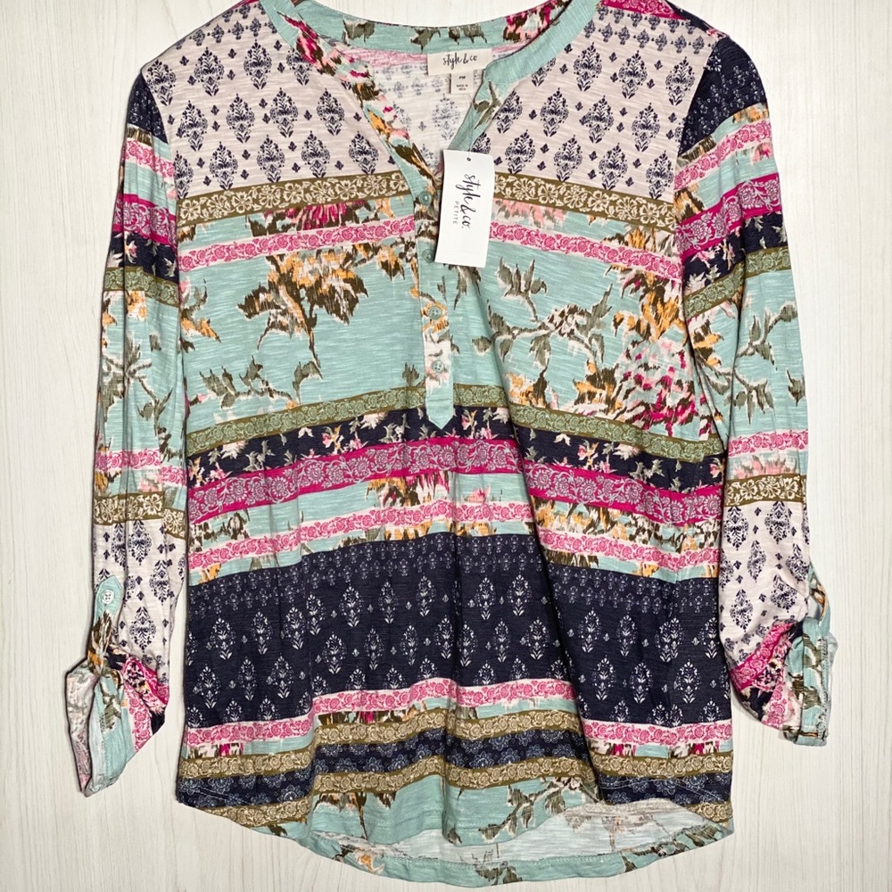 Style & Co Petite Graphic Refresh Top
